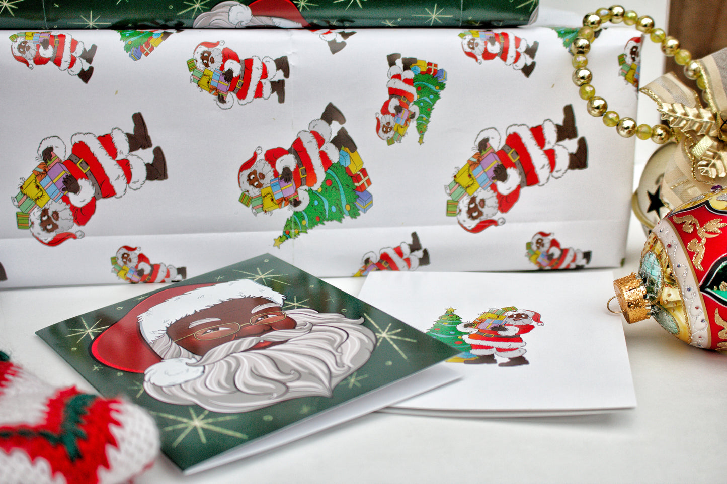 Black Santa Claus Wrapping Paper Kit